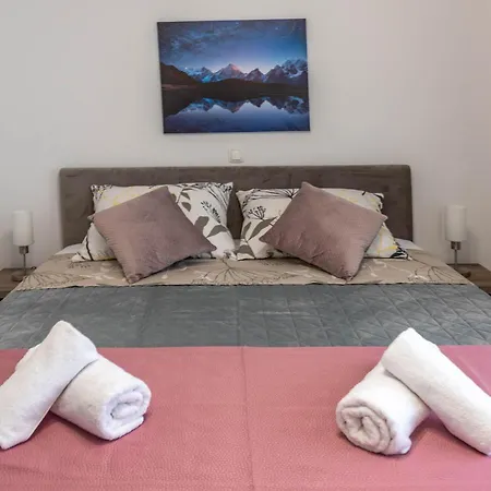 Apartman Dalmacija *