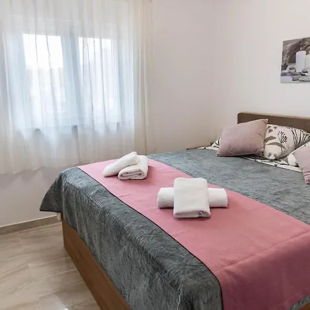 Dalmacija Apartment